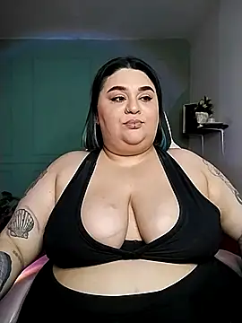 Snapshot of tiffany_laurens chatting on December 2024 09:50:01 AM tiffany laurens online show from December 2024 09:50:01 AM