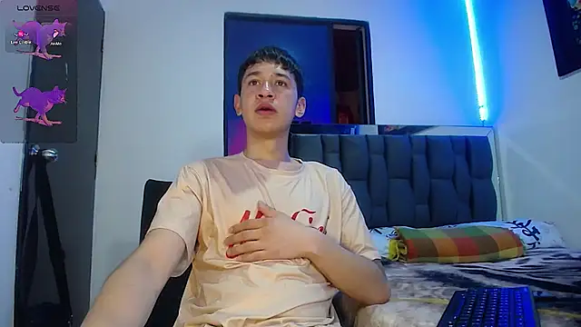 Mr daren  online show from February 2025 07:17:01 PM