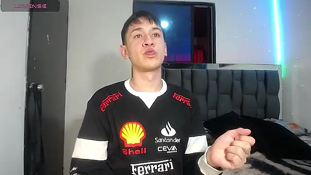 Mr daren  online show from March 2025 06:34:01 PM