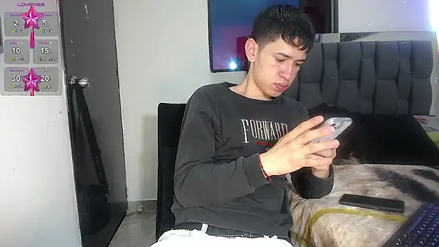 Mr daren  online show from March 2025 03:25:02 PM