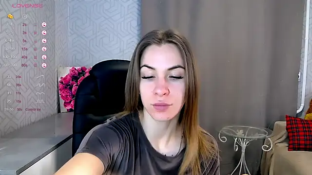 Snapshot of Naughty__Megan chatting on February 2025 10:45:01 AM Naughty Megan online show from February 2025 10:45:01 AM