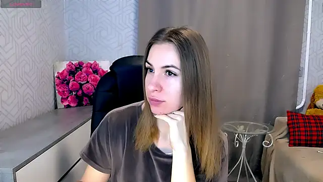 Snapshot of Naughty__Megan chatting on February 2025 07:34:02 AM Naughty Megan online show from February 2025 07:34:02 AM