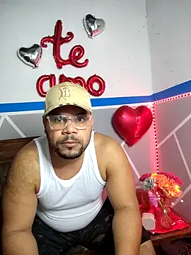 Evert hairyboy online show from February 2026 08:34:01 PM