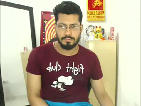 Snapshot of MikeRiverx chatting on March 2025 03:57:01 AM MikeRiverx online show from March 2025 03:57:01 AM