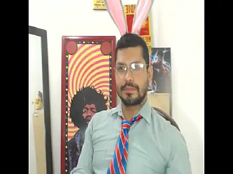 Snapshot of MikeRiverx chatting on April 2026 04:21:02 AM MikeRiverx online show from April 2026 04:21:02 AM