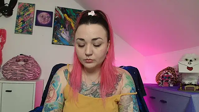 PinkHurricaneOfficial online show from February 2026 01:12:02 PM