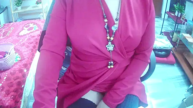 Snapshot of Miu-Le chatting on February 2025 12:43:01 AM Miu-Le online show from February 2025 12:43:01 AM