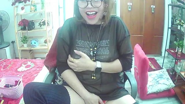 Snapshot of Miu-Le chatting on March 2025 05:55:02 AM Miu-Le online show from March 2025 05:55:02 AM