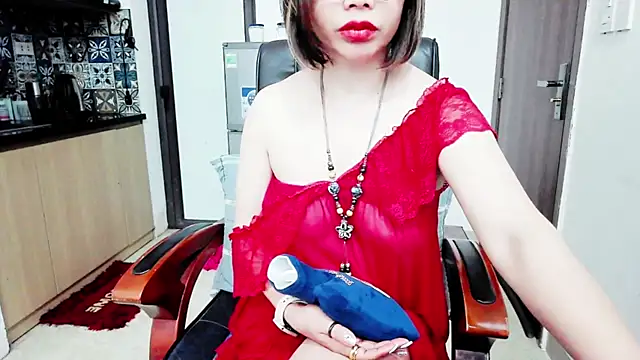 Miu-Le online show from November 2025 03:16:01 PM