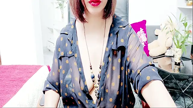 Miu-Le online show from July 2026 02:05:17 AM