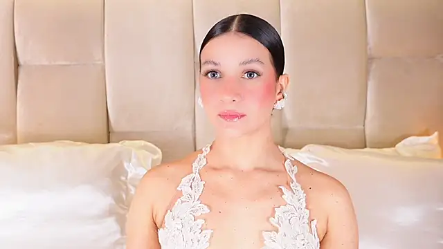 KiraKayleigh1 online show from November 2025 12:47:01 AM