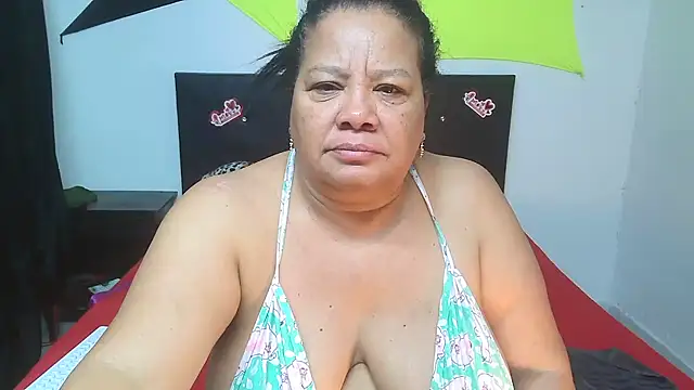 Shanttal0272 online show from February 2026 01:55:01 PM