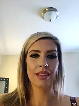 ellieconradxo online show from December 2024 06:16:02 PM