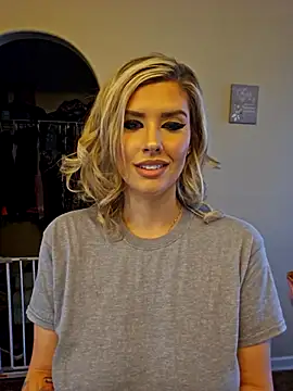 ellieconradxo online show from March 2025 04:55:02 PM