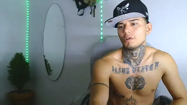 Skartoliver online show from October 2025 02:51:02 PM