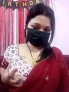 Snapshot of Beauty-khan chatting on February 2025 01:08:02 PM Beauty-khan online show from February 2025 01:08:02 PM