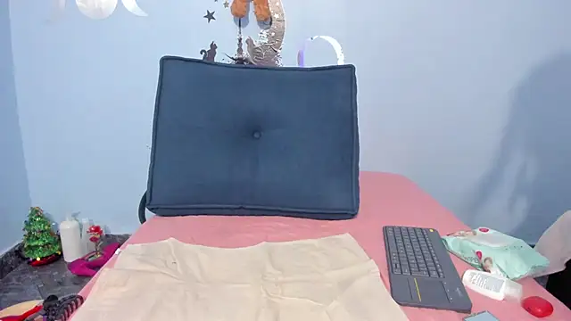  luna  sweet  online show from November 2025 01:27:01 AM