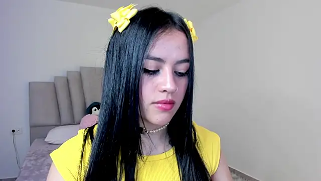 Snapshot of Alli_cooper chatting on February 2025 02:03:02 PM Alli cooper online show from February 2025 02:03:02 PM