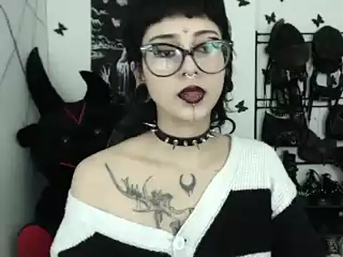 n0sferatus   online show from January 2026 03:10:02 AM