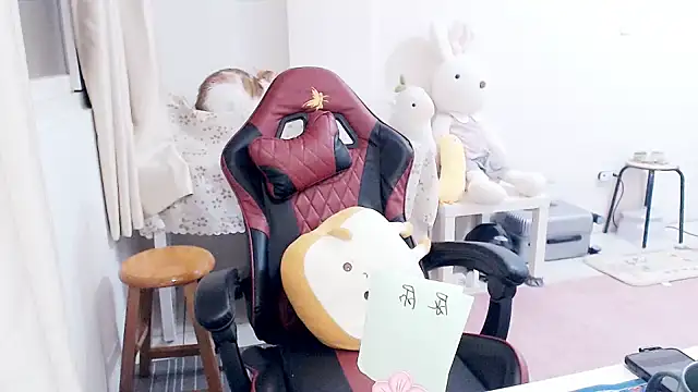 aFanny online show from March 2025 02:23:02 PM