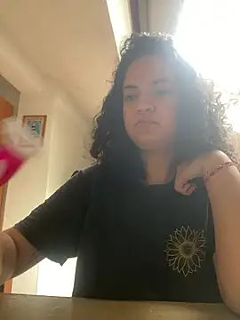 Snapshot of rafamarianoofc chatting on February 2025 09:10:02 AM rafamarianoofc online show from February 2025 09:10:02 AM