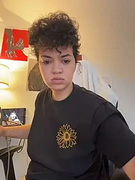 Snapshot of rafamarianoofc chatting on November 2025 01:24:03 PM rafamarianoofc online show from November 2025 01:24:03 PM