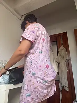 Snapshot of rafamarianoofc chatting on November 2025 12:16:01 PM rafamarianoofc online show from November 2025 12:16:01 PM