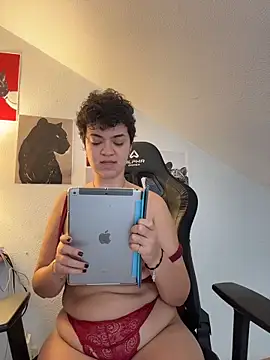 Snapshot of rafamarianoofc chatting on November 2025 02:05:02 PM rafamarianoofc online show from November 2025 02:05:02 PM