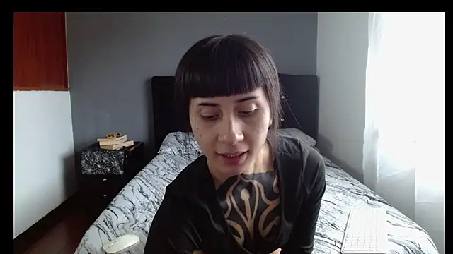 Emilia 1995 online show from April 2026 12:43:01 PM