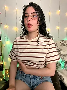 Antoniart  online show from October 2025 02:32:01 AM