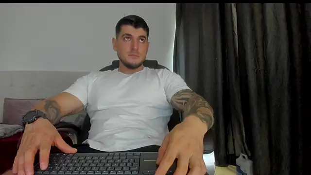 Teilor Creed online show from November 2025 07:19:02 PM