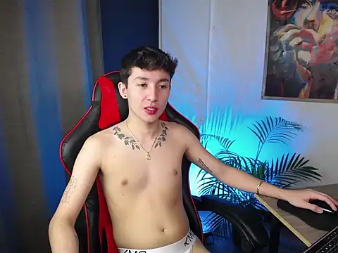 Snapshot of SebasstianGrand chatting on February 2025 01:34:01 AM SebasstianGrand online show from February 2025 01:34:01 AM