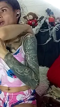 Snapshot of Devilnia9 chatting on November 2025 04:01:02 AM Devilnia9 online show from November 2025 04:01:02 AM