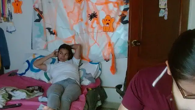 clayre and jill online show from October 2025 02:35:01 AM