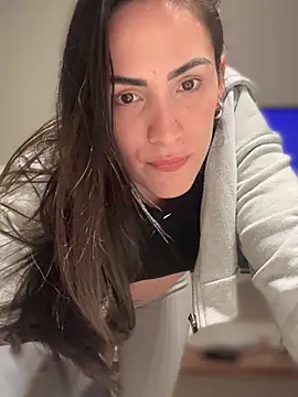 alessandra-a online show from September 2025 10:53:02 PM