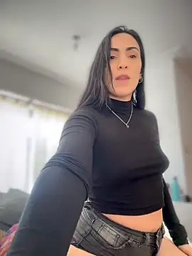 Snapshot of alessandra-a chatting on May 2026 03:28:01 PM alessandra-a online show from May 2026 03:28:01 PM