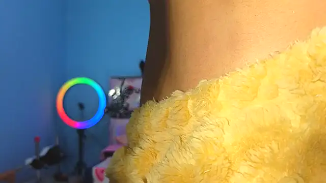 Snapshot of gabbiefoxthx chatting on January 2025 11:21:02 PM gabbiefoxthx online show from January 2025 11:21:02 PM