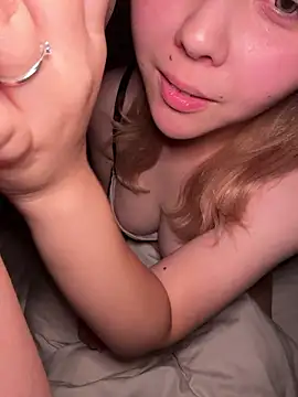 NANAchan R online show from June 2026 03:57:01 PM