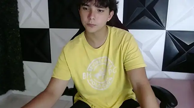 Snapshot of Dani_cumboy chatting on December 2024 03:55:02 AM Dani cumboy online show from December 2024 03:55:02 AM