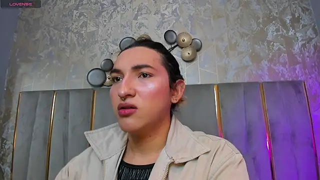 TomLondon  online show from May 2026 12:22:02 PM
