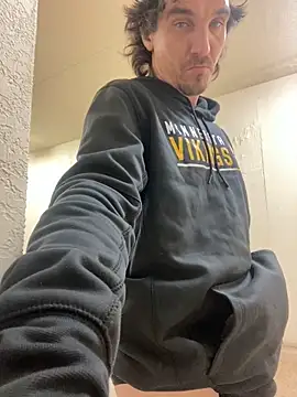 Lilsmokeshow017 online show from September 2025 07:32:02 AM