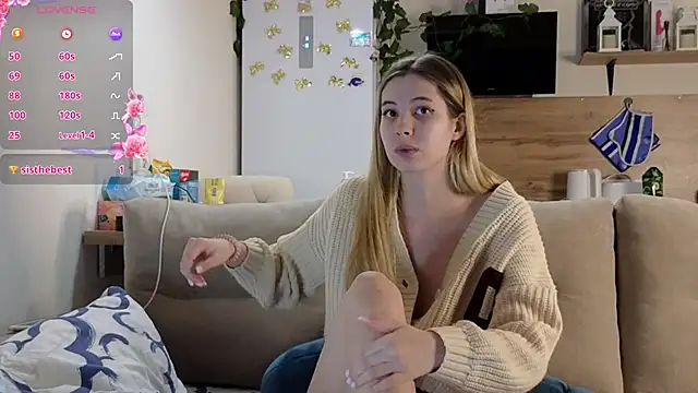 Snapshot of Girl_alone_home chatting on March 2025 03:05:02 PM Girl alone home online show from March 2025 03:05:02 PM