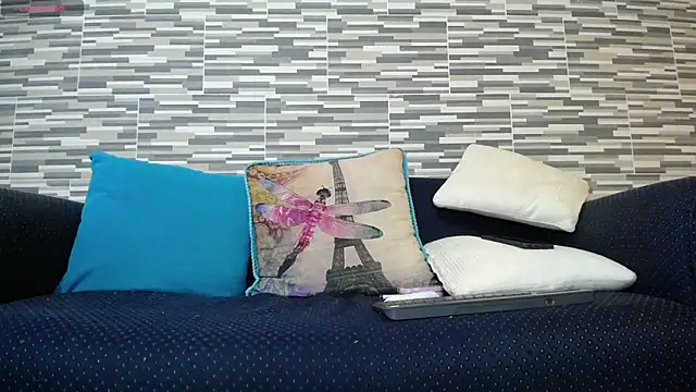 Snapshot of VioletaGomezCo chatting on December 2025 10:38:02 PM VioletaGomezCo online show from December 2025 10:38:02 PM