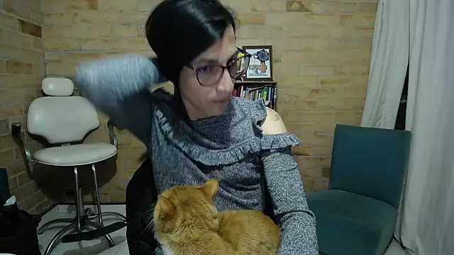 Snapshot of VioletaGomezCo chatting on December 2025 01:33:01 AM VioletaGomezCo online show from December 2025 01:33:01 AM