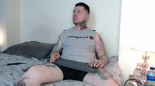 Adam tatto online show from February 2025 04:04:01 PM