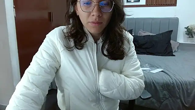 karlamorris  online show from June 2026 01:14:01 PM