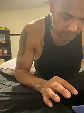 Houstonslong1 online show from November 2025 05:06:02 AM