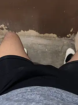 Snapshot of Luis455gomez chatting on March 2025 05:00:02 AM Luis455gomez online show from March 2025 05:00:02 AM