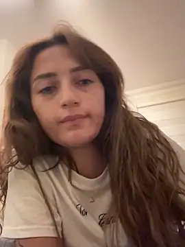 yaprakmericc online show from October 2025 09:04:02 PM