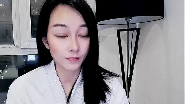 NIAN-er online show from April 2026 02:15:01 PM